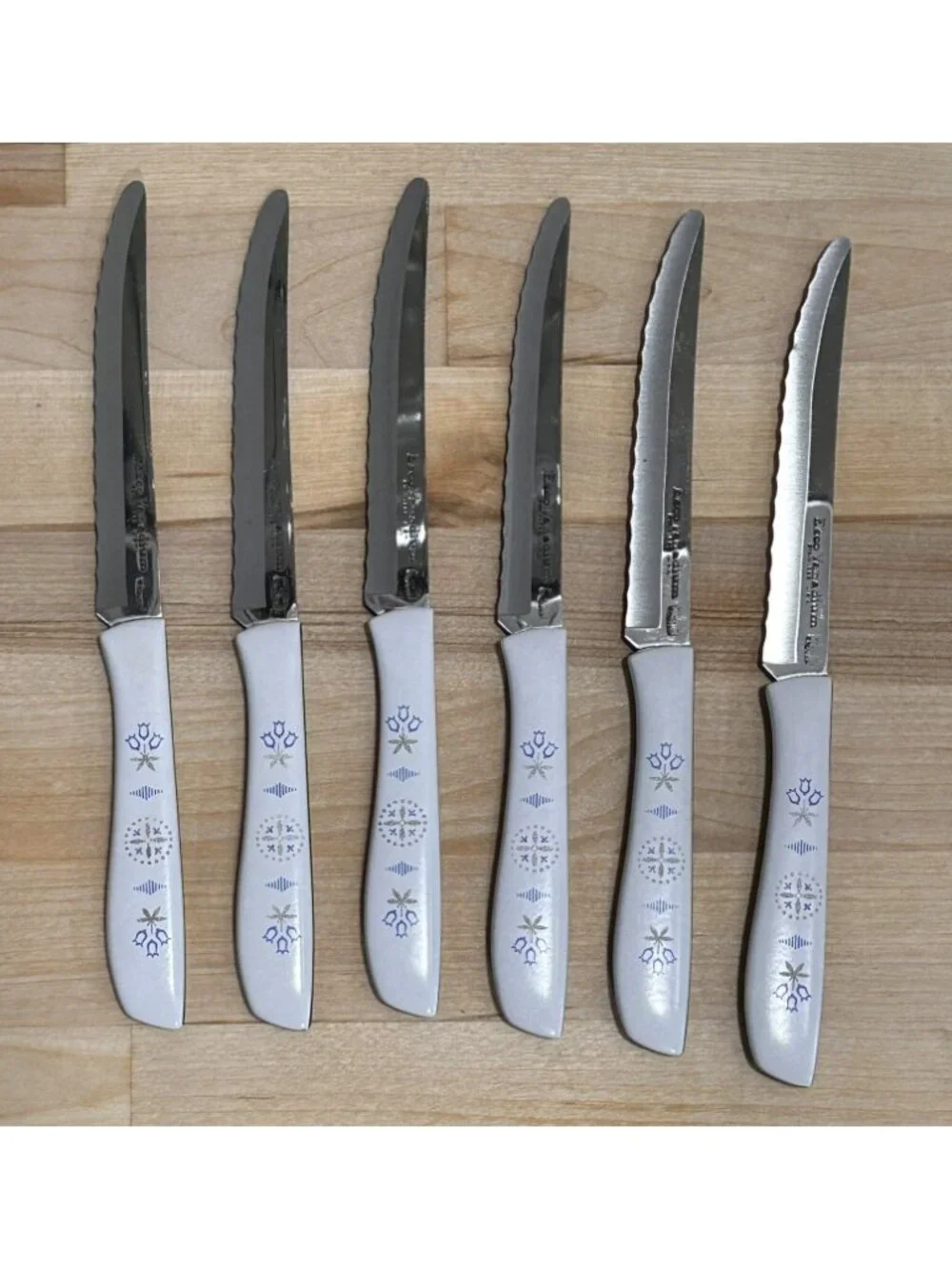 6 Vintage EKCO Vanadium Dutch Tulip Steak Knives USA Hollow Ground Set w Holder